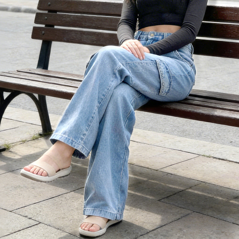 Vaqueros cargo de mujer de denim: corte ancho, cintura alta, muchos bolsillos, tejido elástico