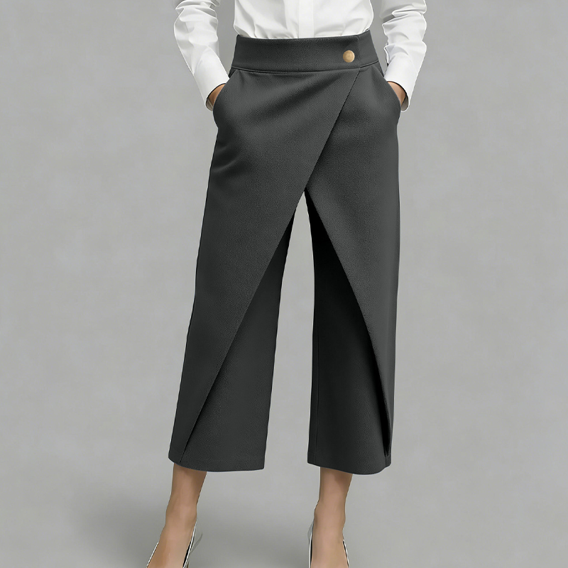 Pantalón capri para mujer con detalles de paneles combinados