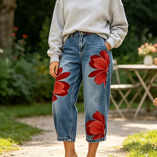 Jeans anchos para mujer con apliques florales artísticos