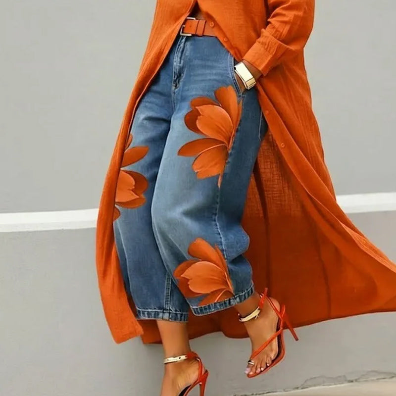Jeans anchos para mujer con apliques florales artísticos