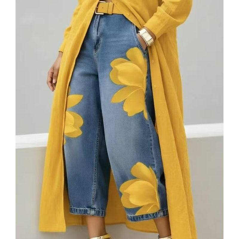 Jeans anchos para mujer con apliques florales artísticos